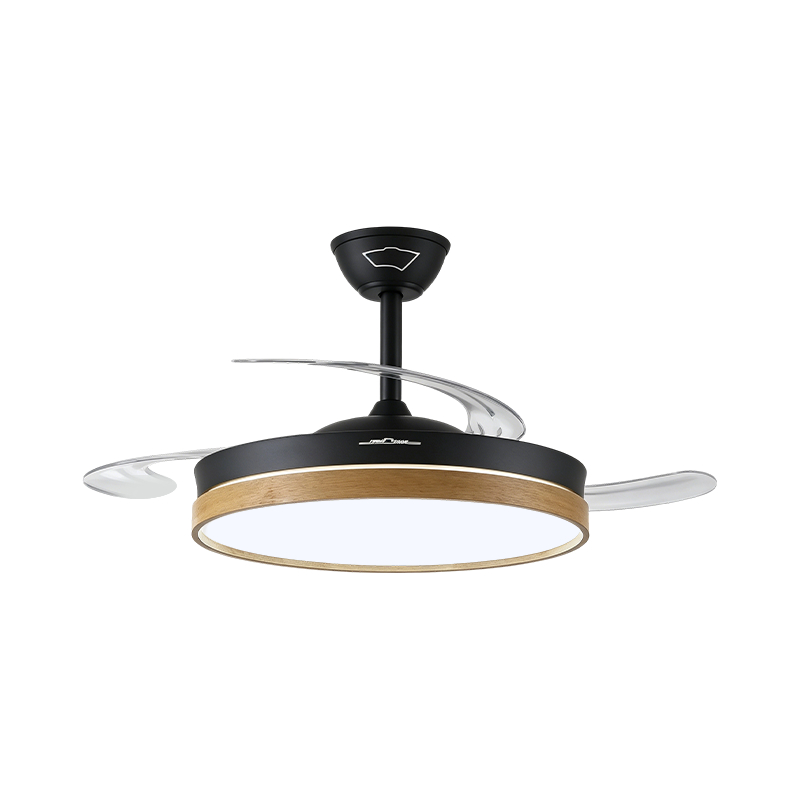 Luce per ventilatore retrattile con venature del legno rustico Luce per ventilatore retrattile con venature del legno rustico